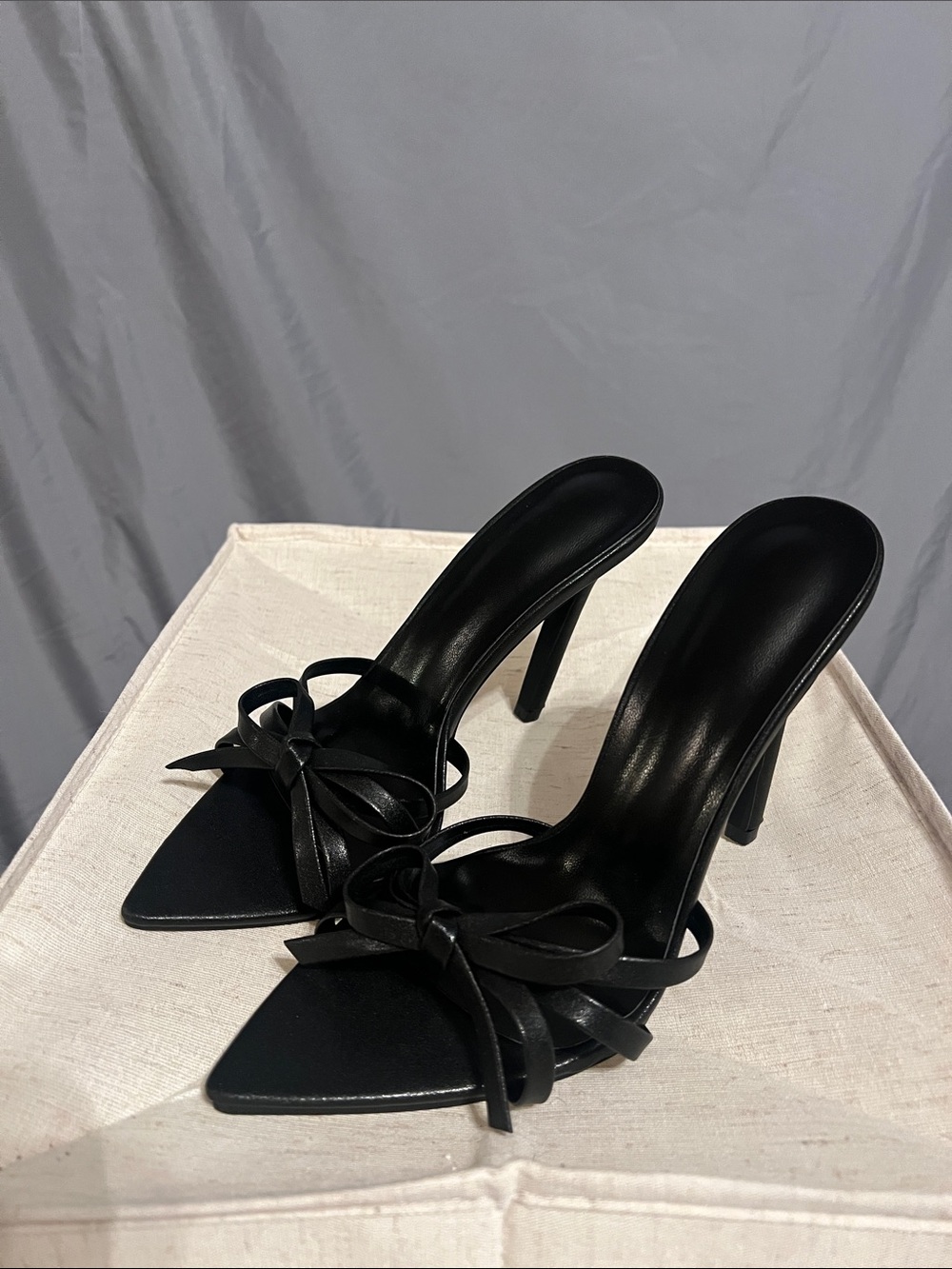 Black Pointed-Toe Bow Strap Heels - Women's - Picture 2 of 4